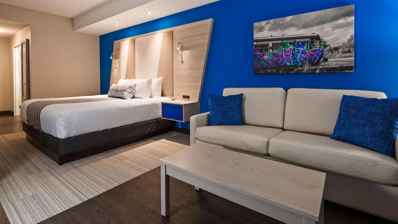 Best Western Premier Winnipeg East 4*,